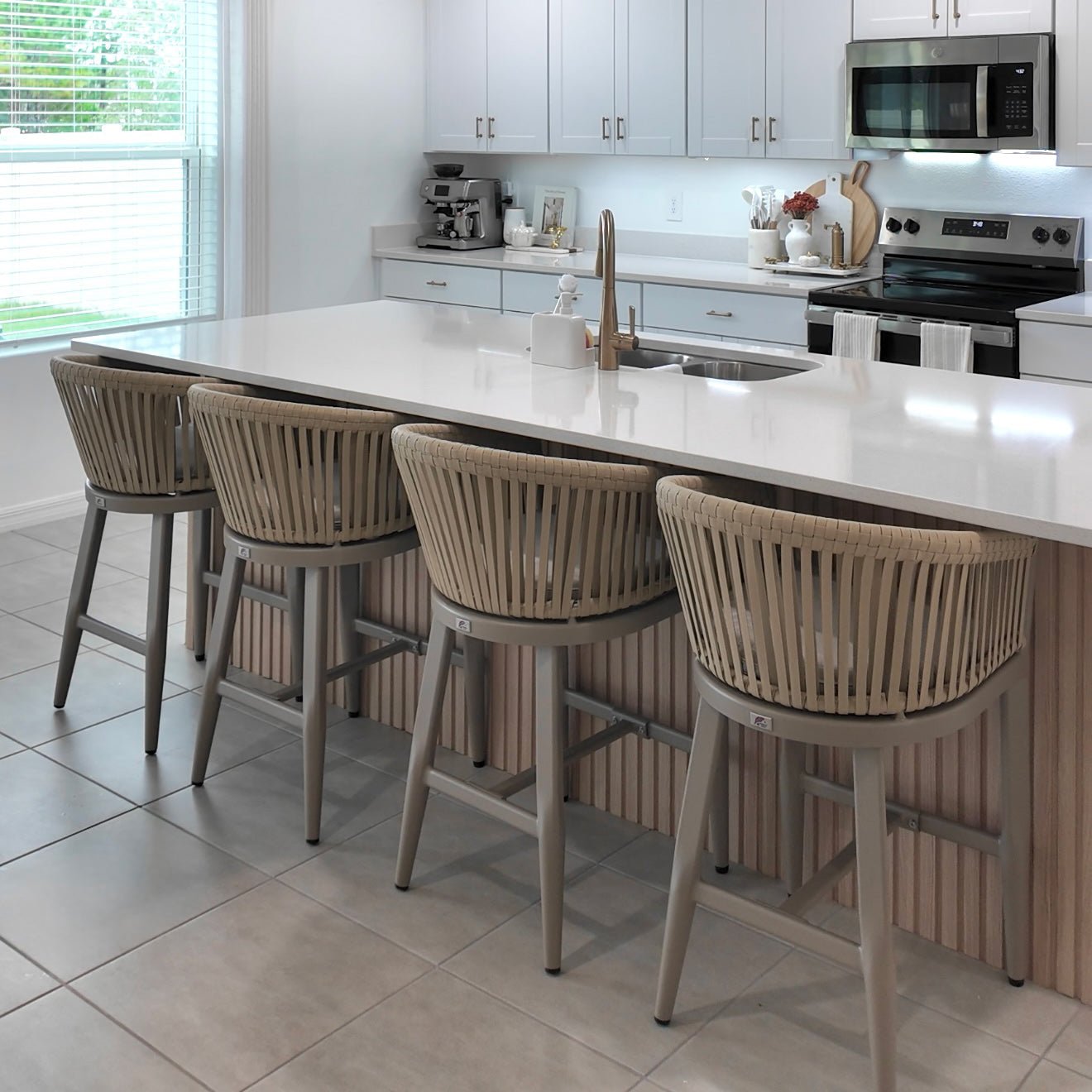 Counter Stools Bar Stools Rattan Bar Stools Wicker Bar Chairs Woven Aluminum Barstools with Back and Cushions - Image 121